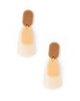 Orecchini pendenti a tre parti in acrilico tono beige - Mya Accessories