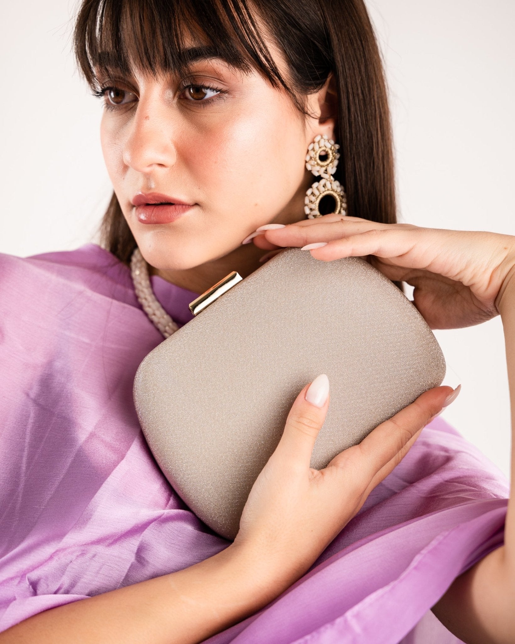 Borsa clutch ovale colore oro brillantato - Mya Accessories