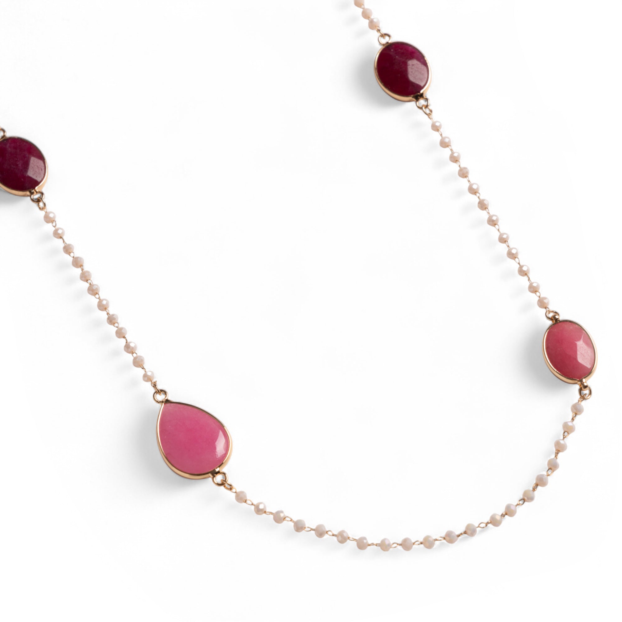 Collana lunga con micro cristalli in vetro e pietre dure a goccia rosa - Mya Accessories