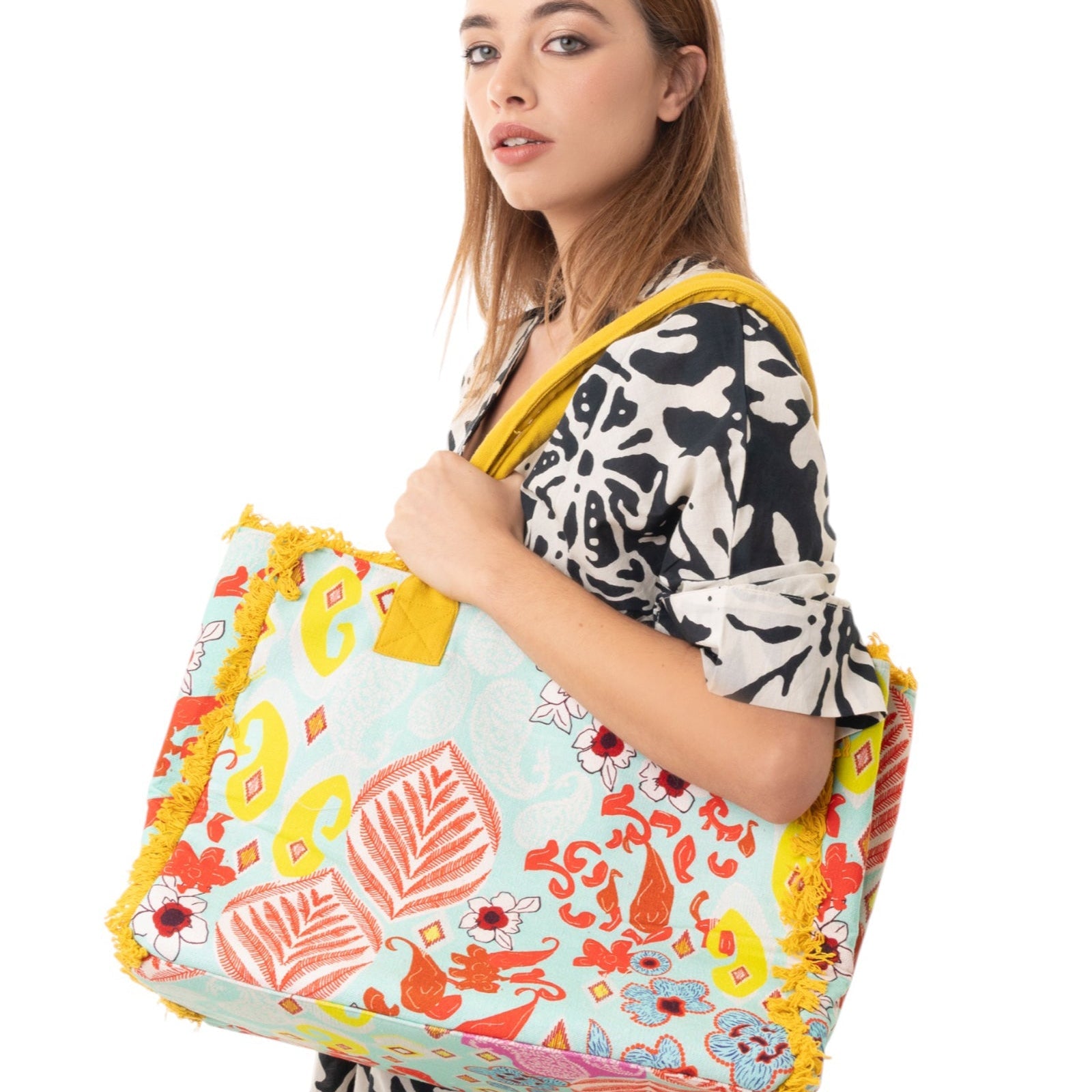 Borsa mare in cotone con stampa astratta a fiori gialla e celeste - Mya Accessories