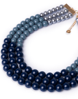 Collana girocollo multilinee con sfere in acrilico tono blu - Mya Accessories