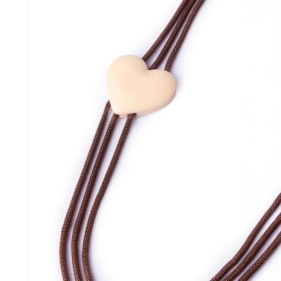 Collana multifilo con laccio bronzato con inserto cuore in acrilico bianco - Mya Accessories