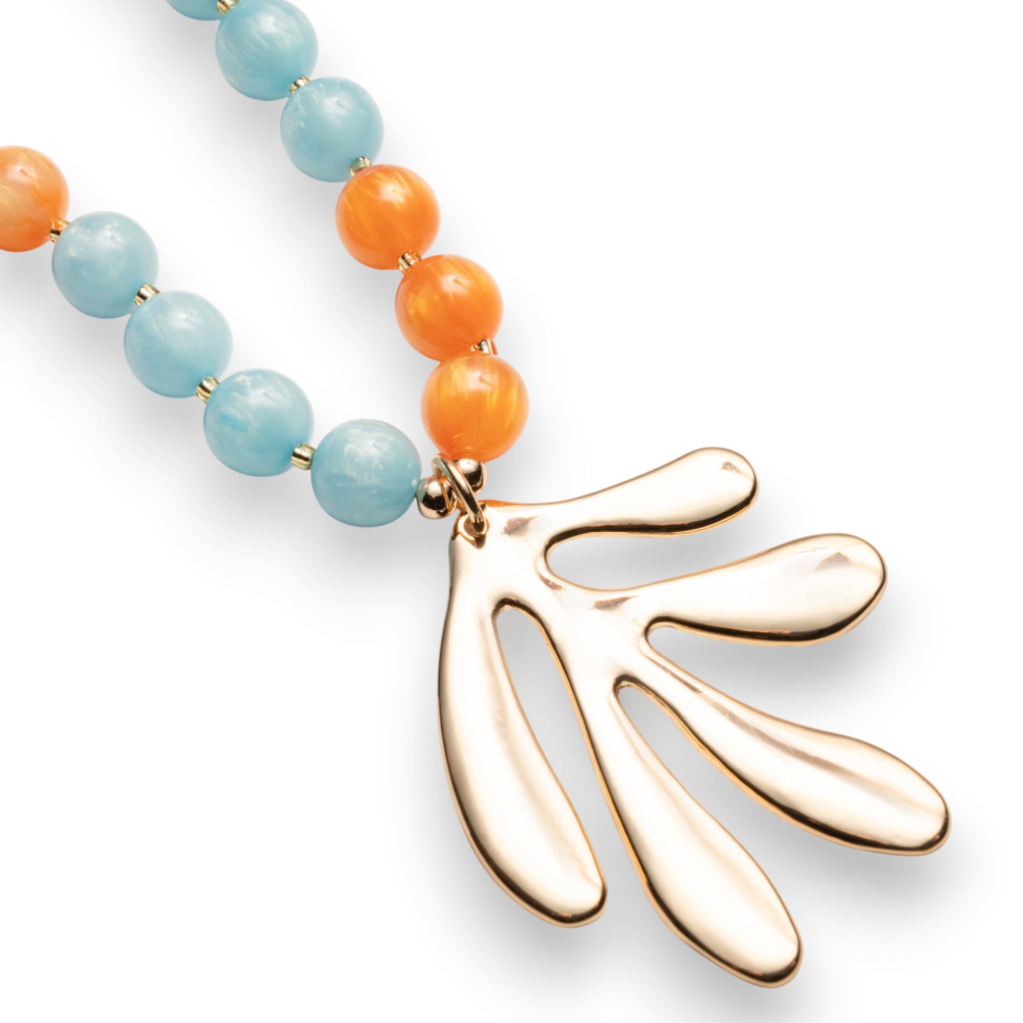 Collana lunga con sfere in acrilico arancio e turchesi, pendente a foglia - Mya Accessories