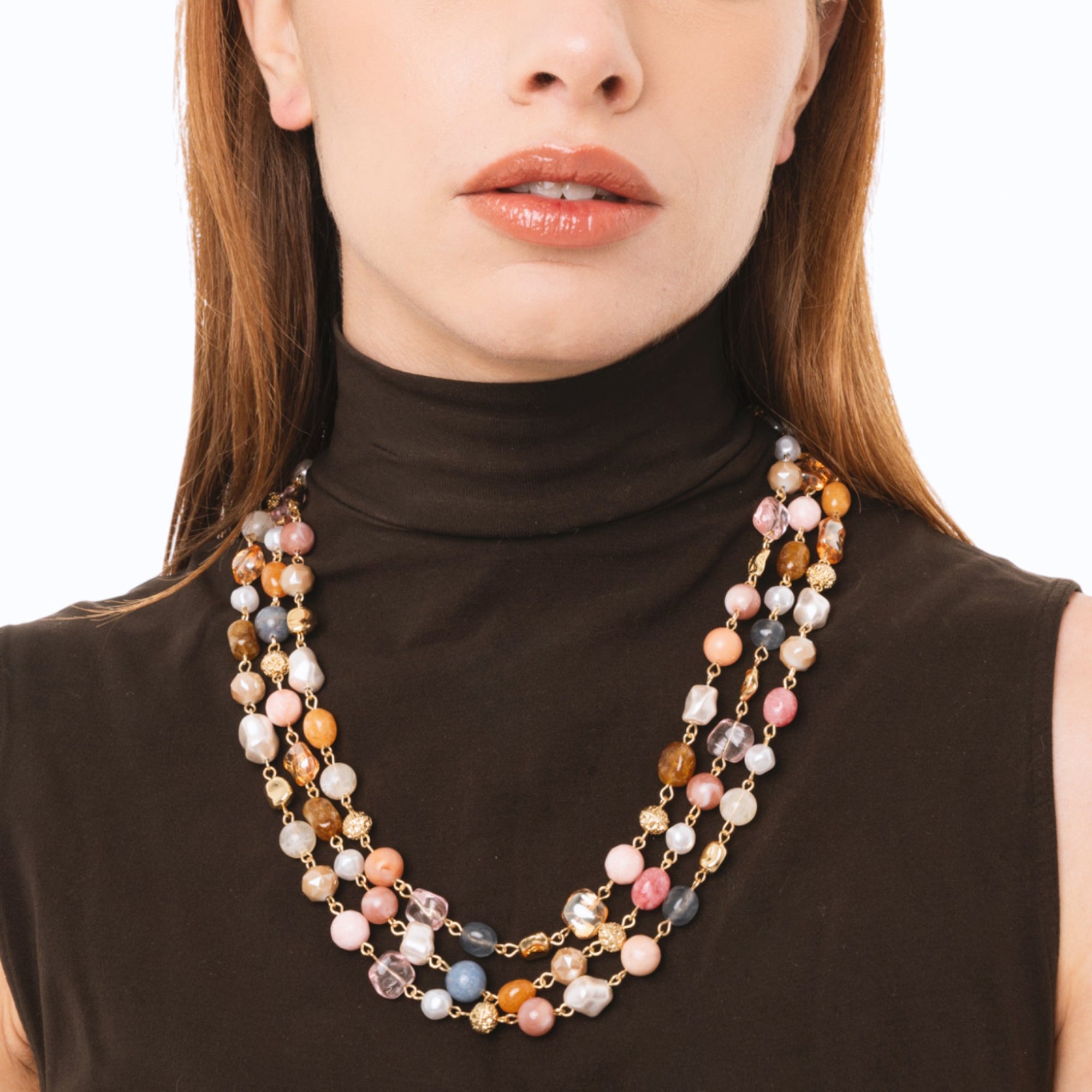 Collana girocollo a tre fili con pietre dure e vetro tono rosa - Mya Accessories