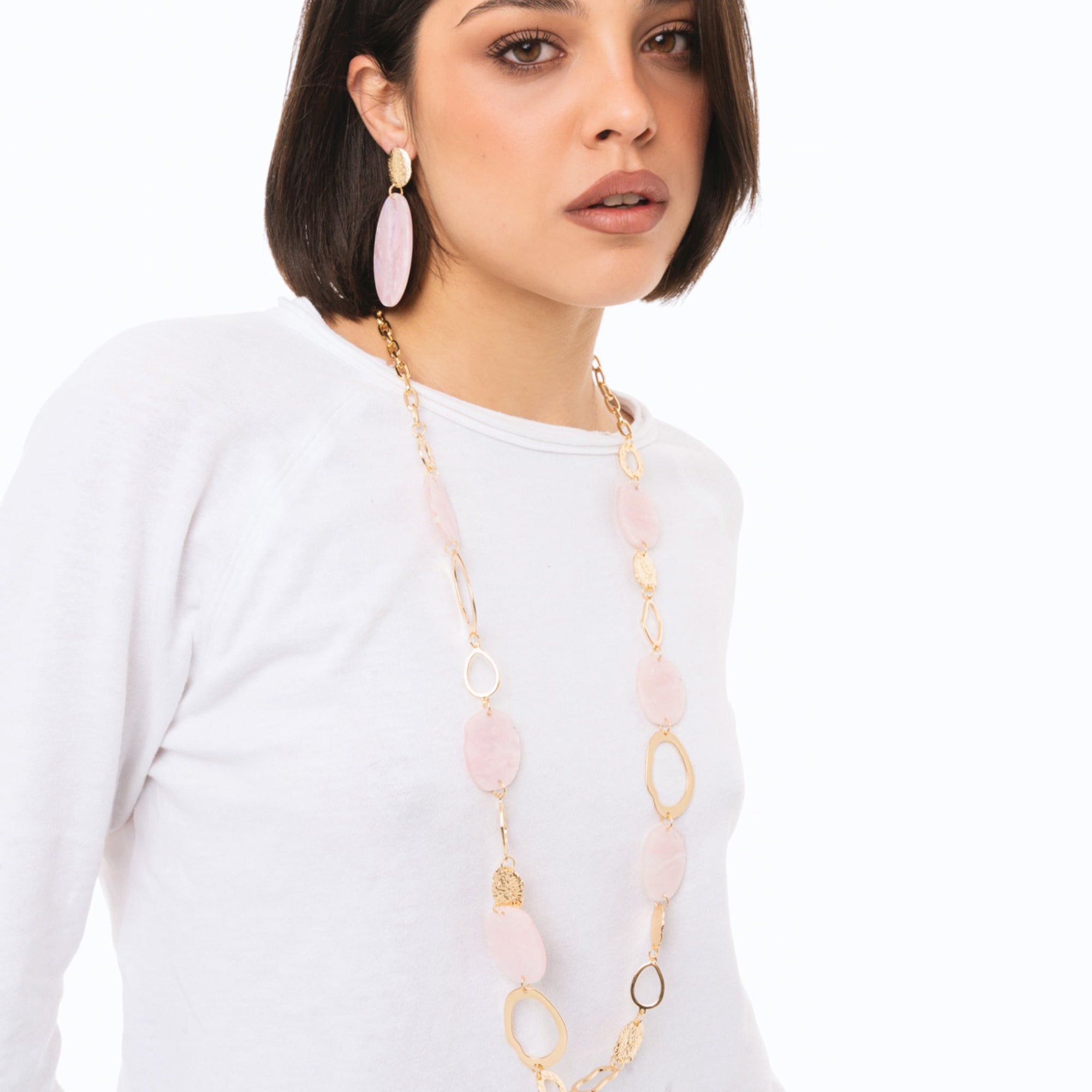 Collana lunga a catena con pietre circolari in acrilico rosa - Mya Accessories