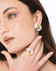 Anello in metallo elastico smaltato con fiori gialli e rosa - Mya Accessories