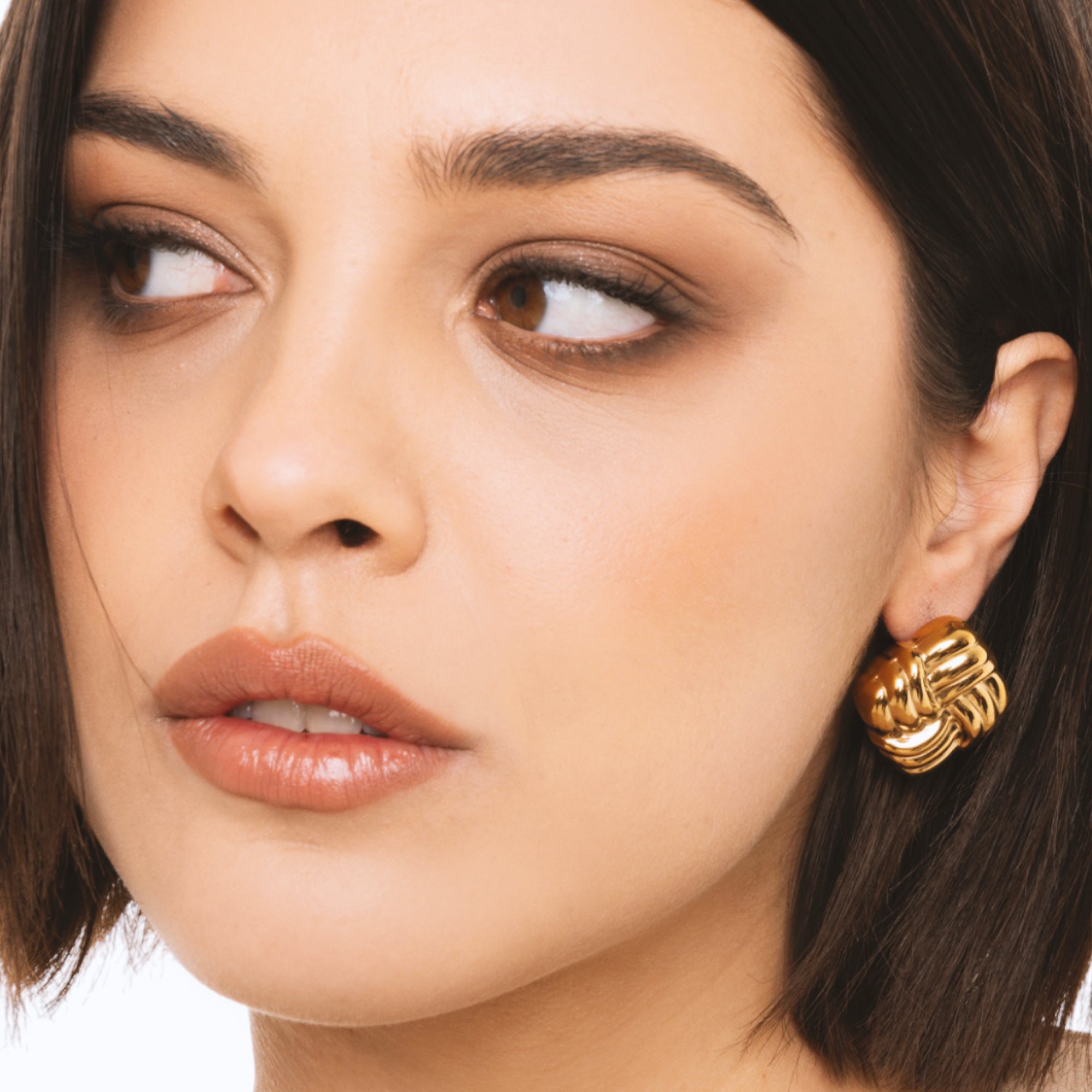 Orecchini con design quadrato rigato in acciaio - Mya Accessories