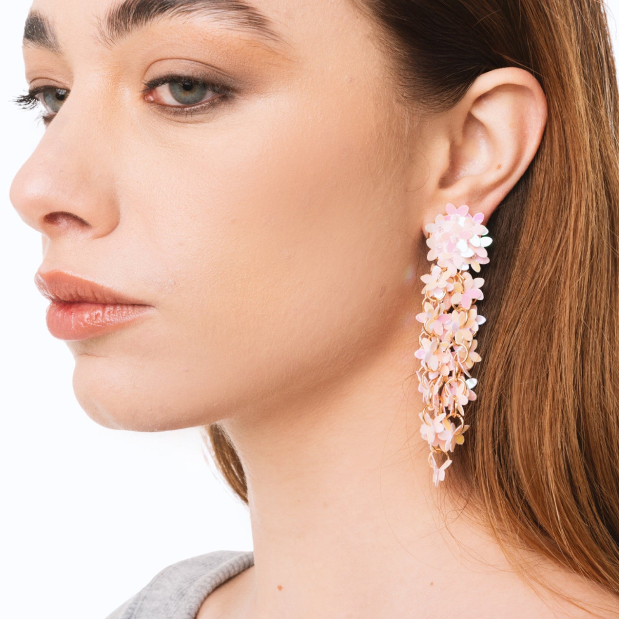 Orecchini pendenti a cascata di fiorellini tono rosa - Mya Accessories