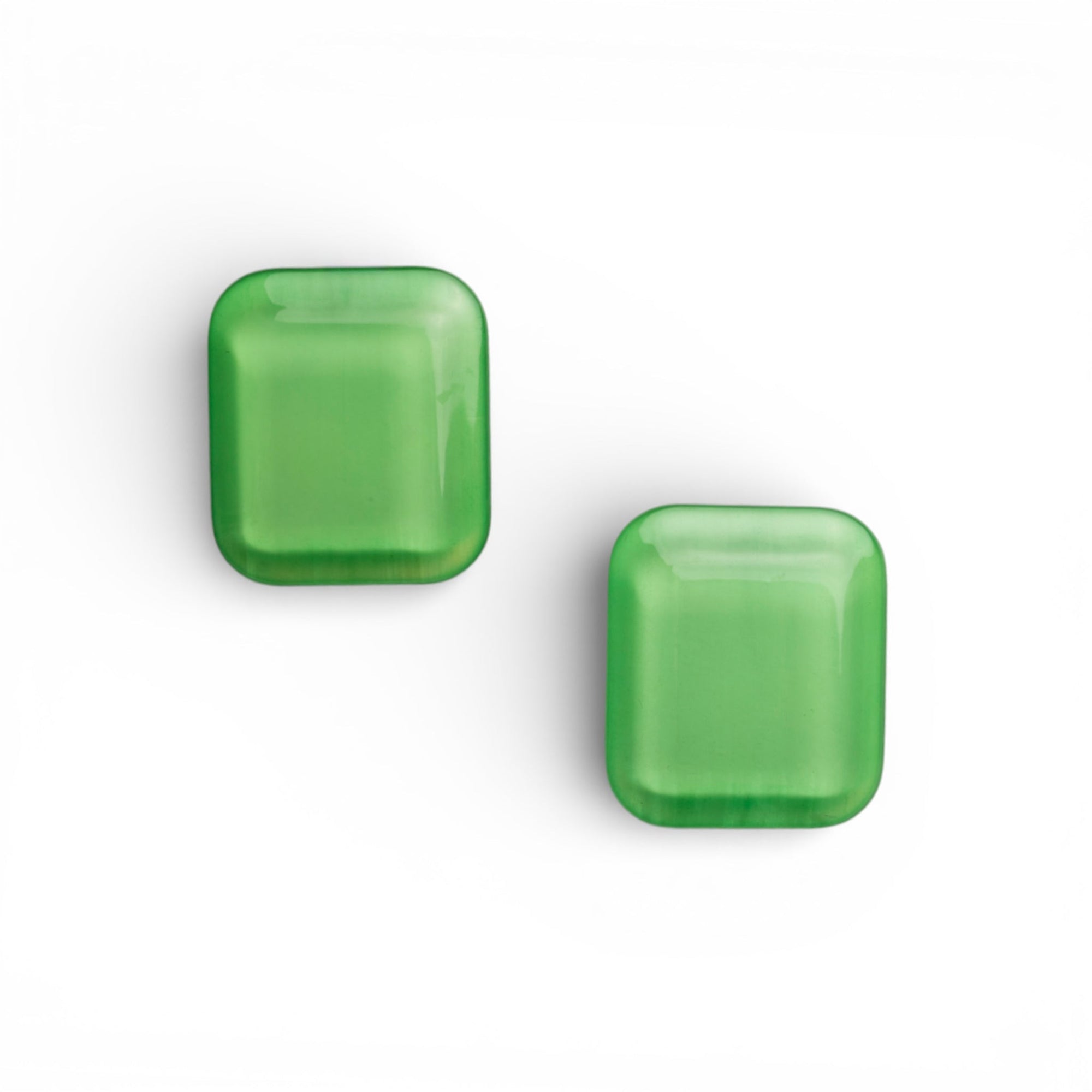 Orecchini a clip base quadrata in acrilico verde - Mya Accessories