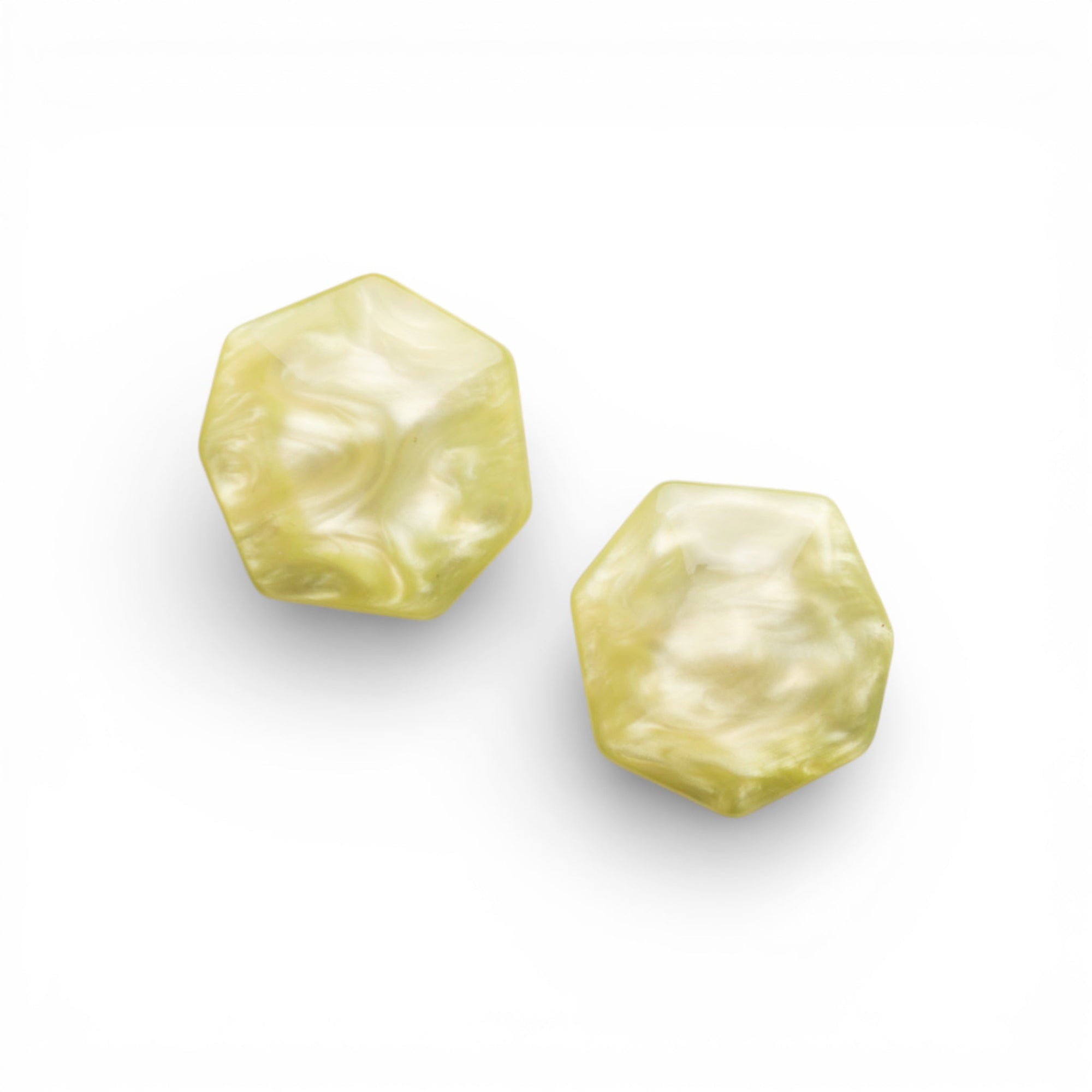 Orecchini a clip esagonali in acrilico marmorizzato verde - Mya Accessories