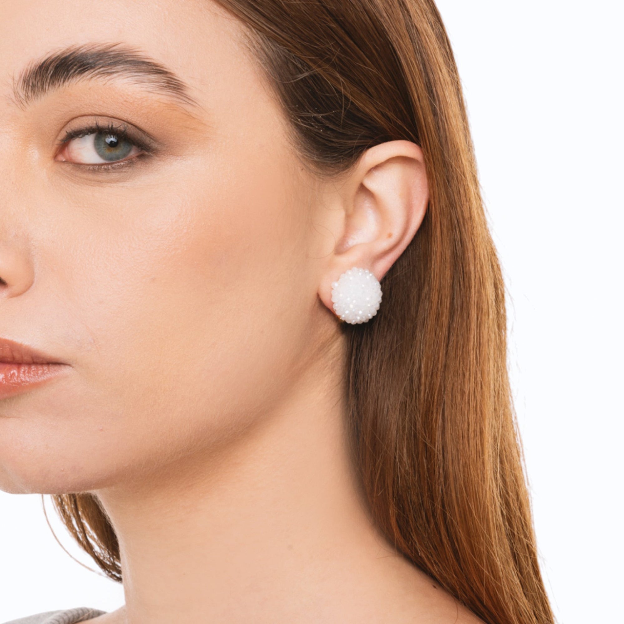 Orecchini a clip circolari con piccole pietre in vetro bianche - Mya Accessories