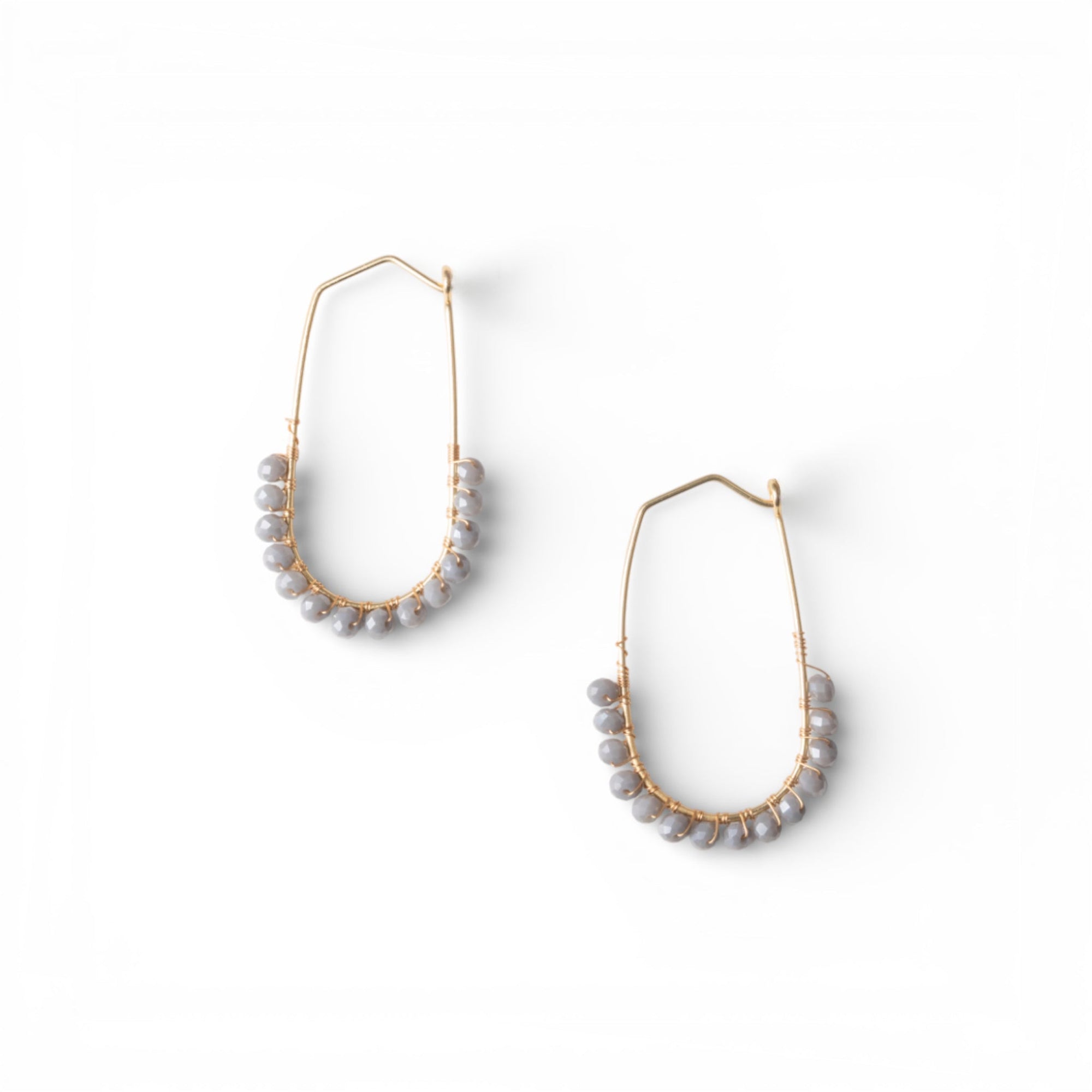 Orecchini a filo pendenti con pietre in vetro grigio - Mya Accessories