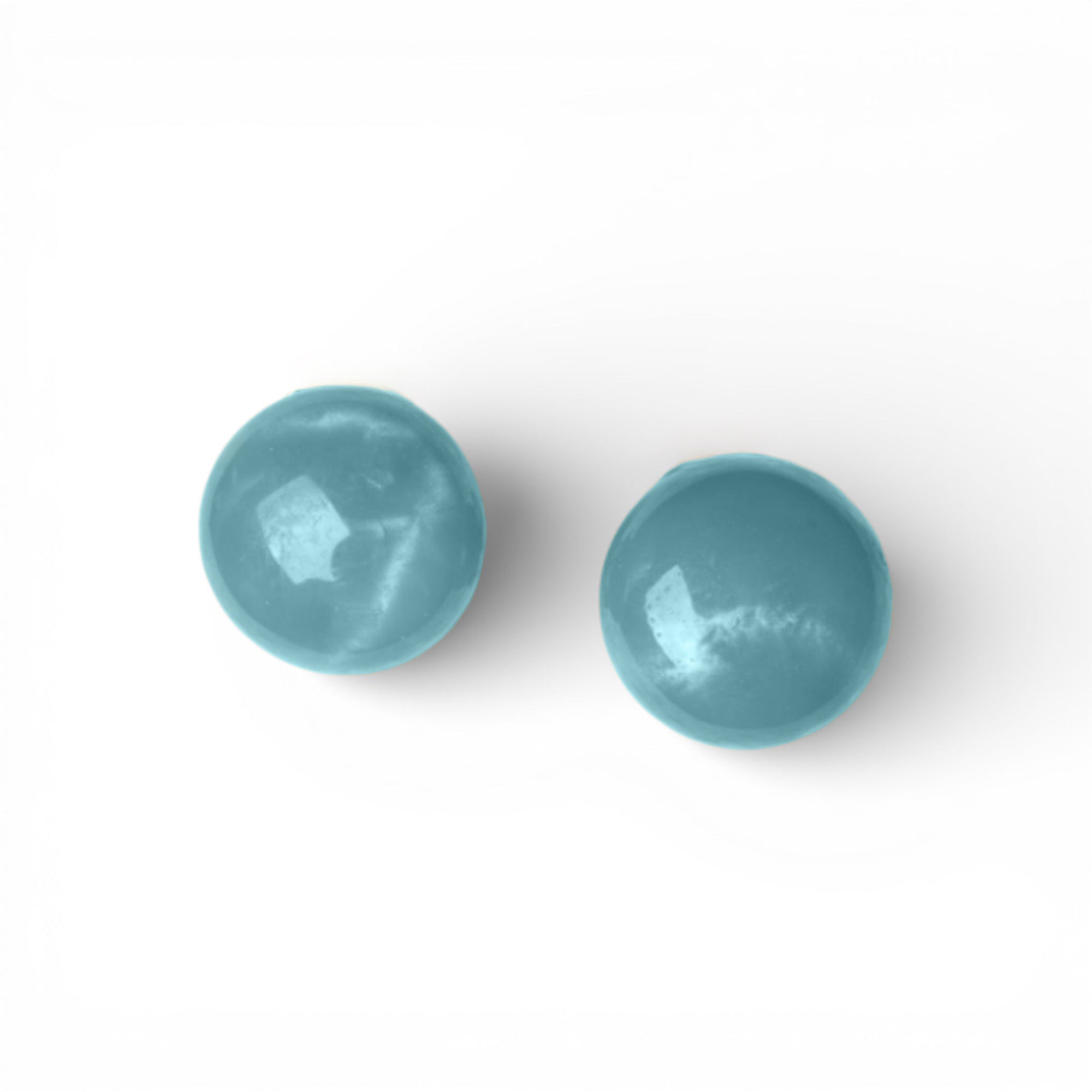 Orecchini a clip con pietra circolare in resina marmorizzata azzurra - Mya Accessories