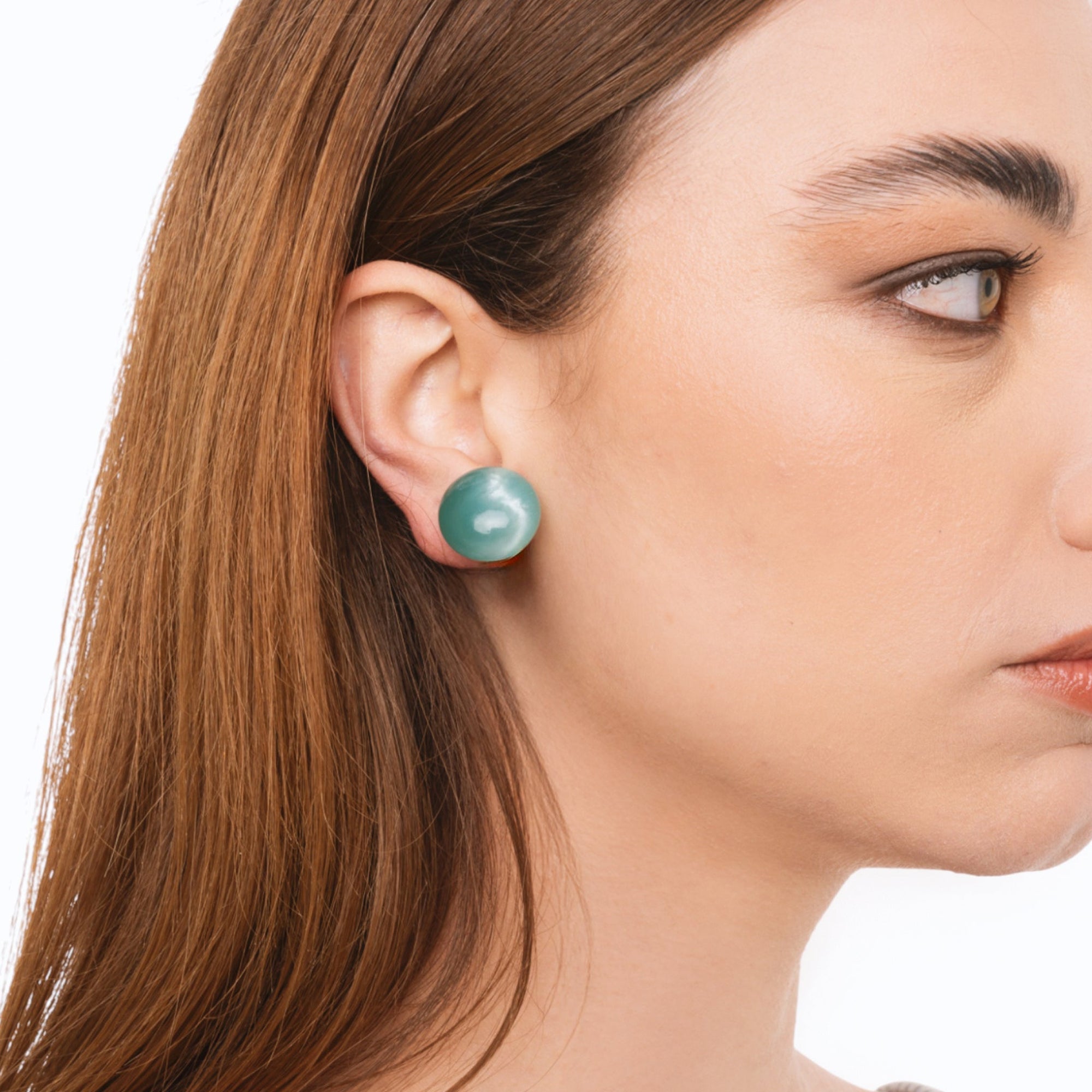 Orecchini a clip con pietra circolare in resina marmorizzata verde acqua - Mya Accessories