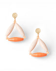 Orecchini pendenti con design triangolare tono arancio - Mya Accessories