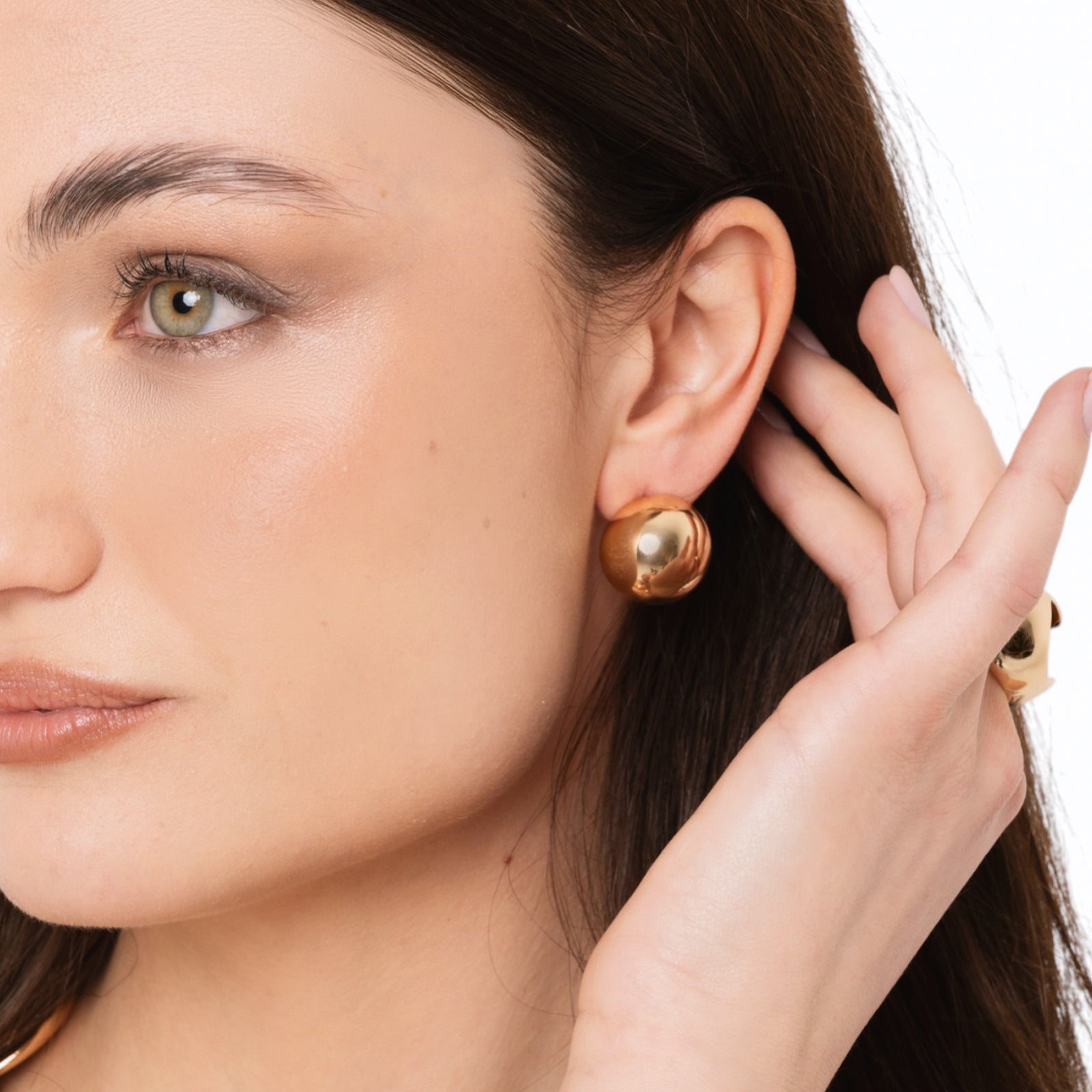 Orecchini a sfera in metallo lucido - Mya Accessories