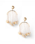 Orecchini in metallo con pendente cascata di fili di perline con charms - Mya Accessories