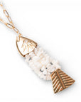 Collana lunga a catena con pendente a pesciolino ricoperto di conchiglie bianche - Mya Accessories