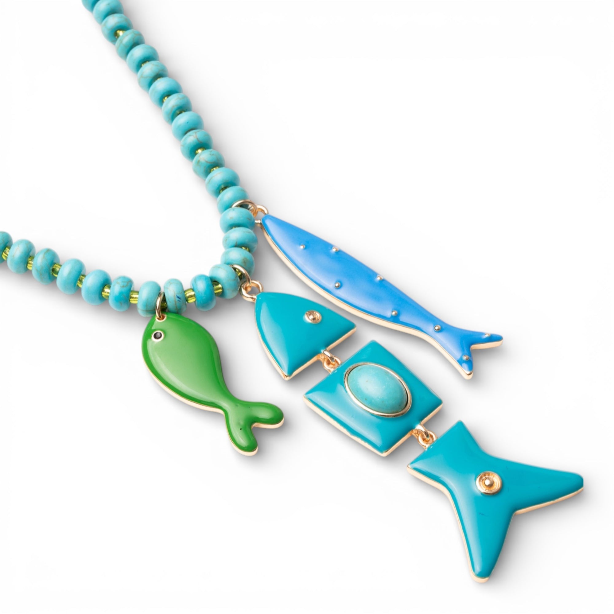Collana a catena con pietre in vetro turchesi, con pendenti marini smaltati - Mya Accessories