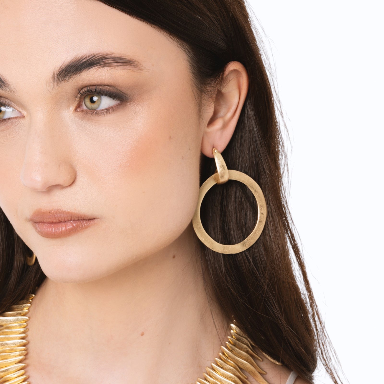 Orecchini pendenti in metallo antichizzato circolare - Mya Accessories