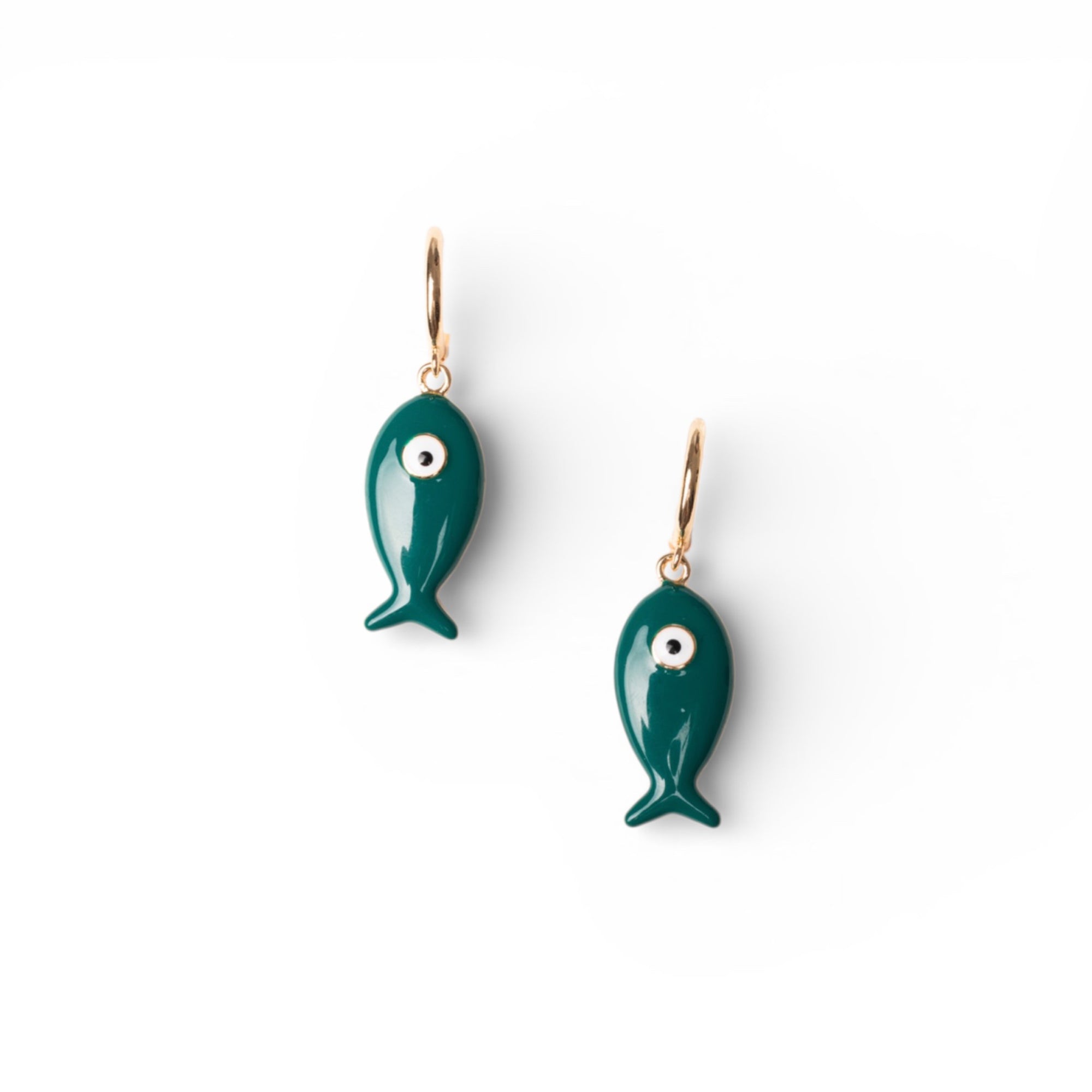 Orecchini pendenti con pesciolino smaltato verde scuro - Mya Accessories