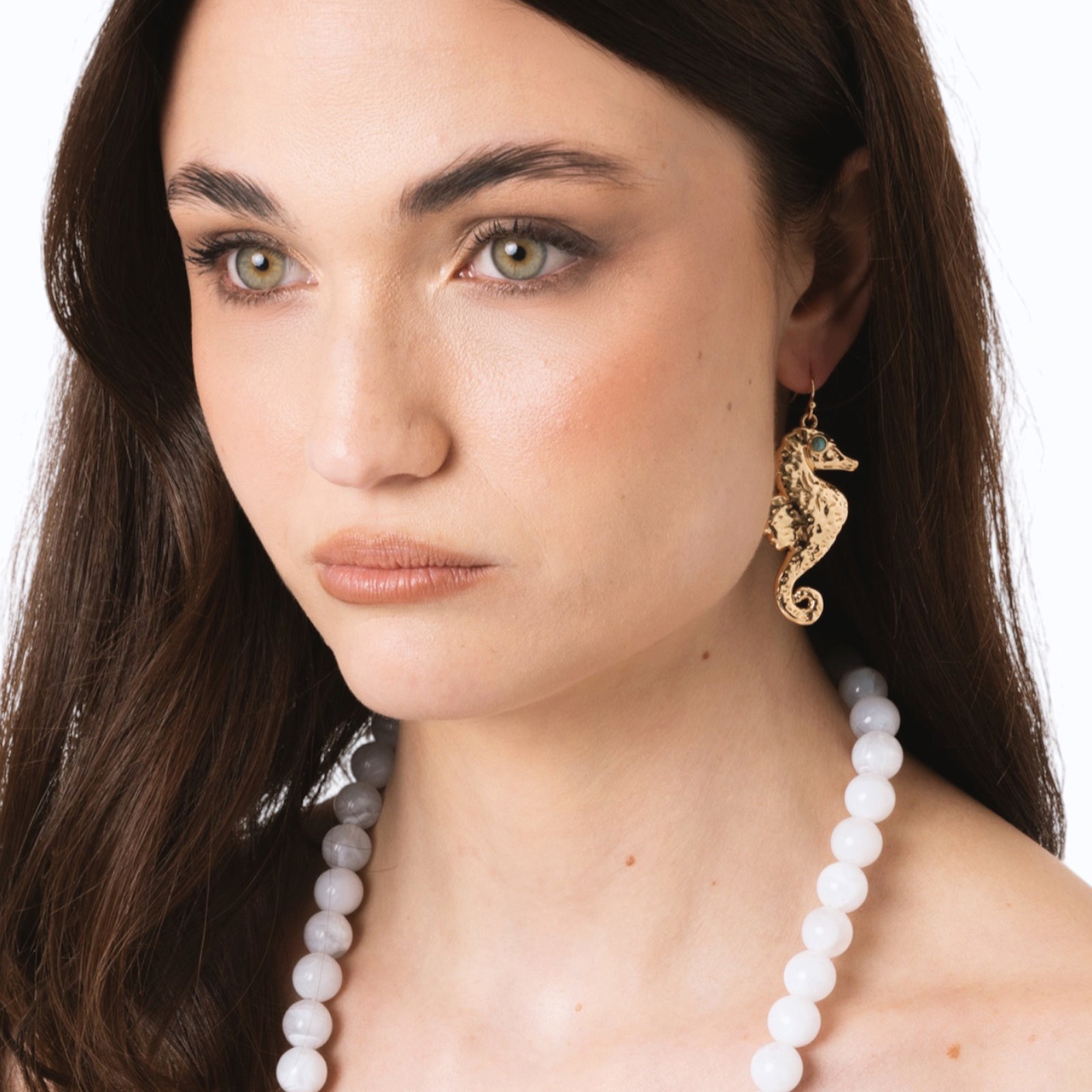Orecchini pendenti in metallo con cavalluccio marino - Mya Accessories