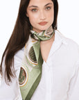 Foulard in seta con stampa a tazzine di caffe tono verde - Mya Accessories