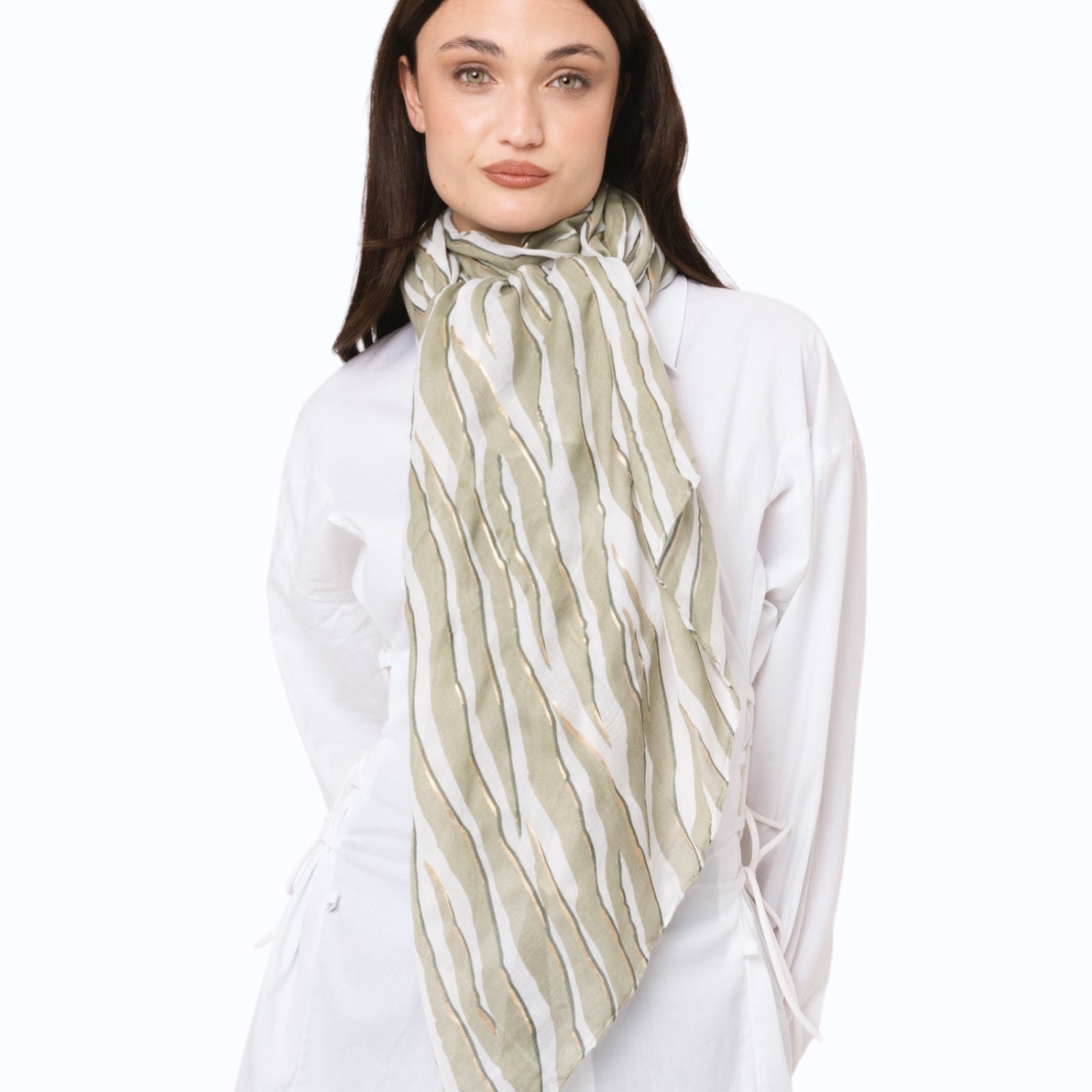 Sciarpa in cotone bianca con stampa animalier verde - Mya Accessories