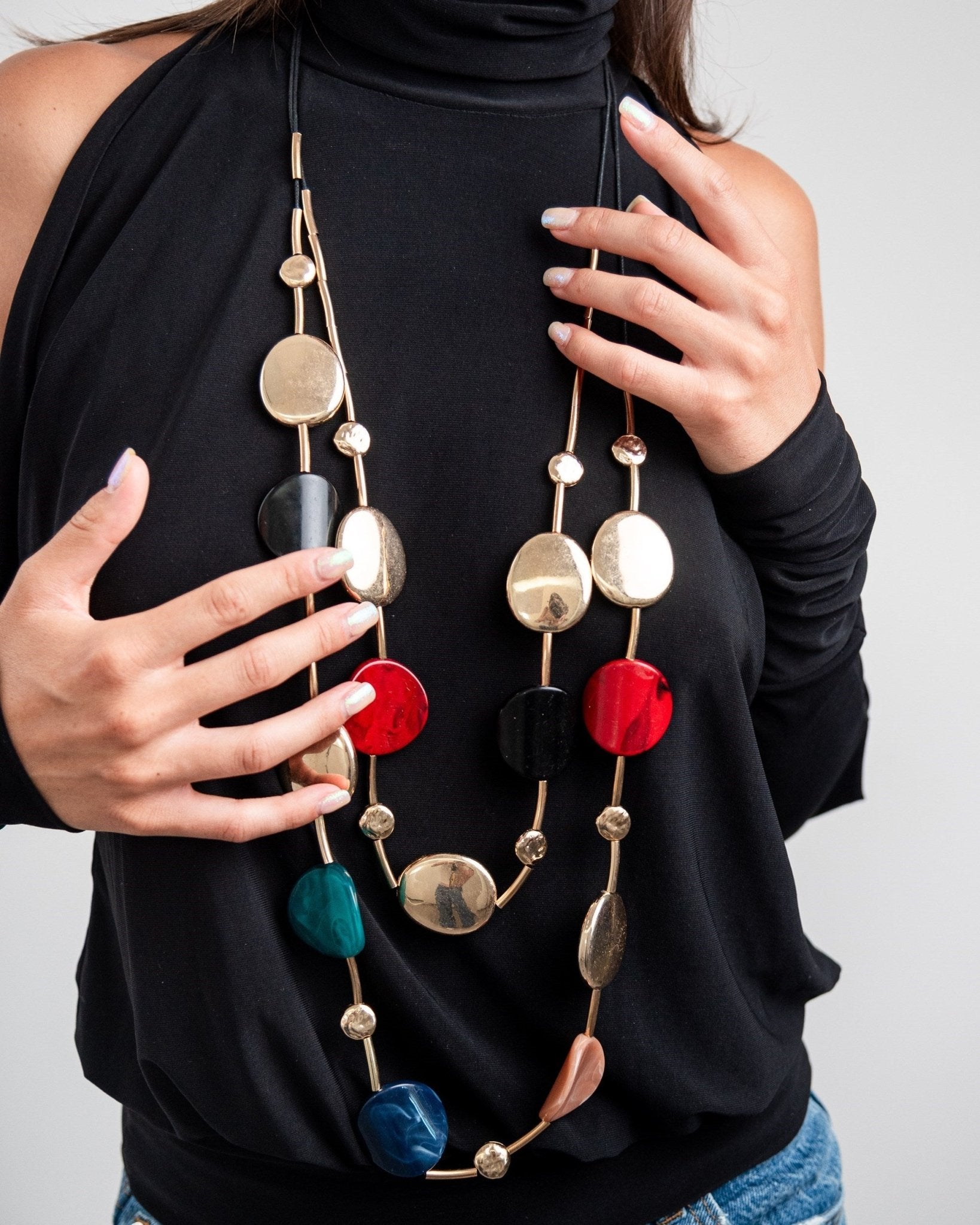 Collana a due fili in corda nera con inserti in resina multicolore - Mya Accessories