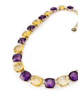 Girocollo in metallo colore bronzo, con pietre in resina trasparenti viola e giallo - Mya Accessories