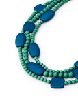 Collana multilinee lunga con pietre in acrilico verde e blu - Mya Accessories