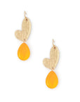 Orecchini pendenti in metallo a cuore, con pietra dura arancio - Mya Accessories