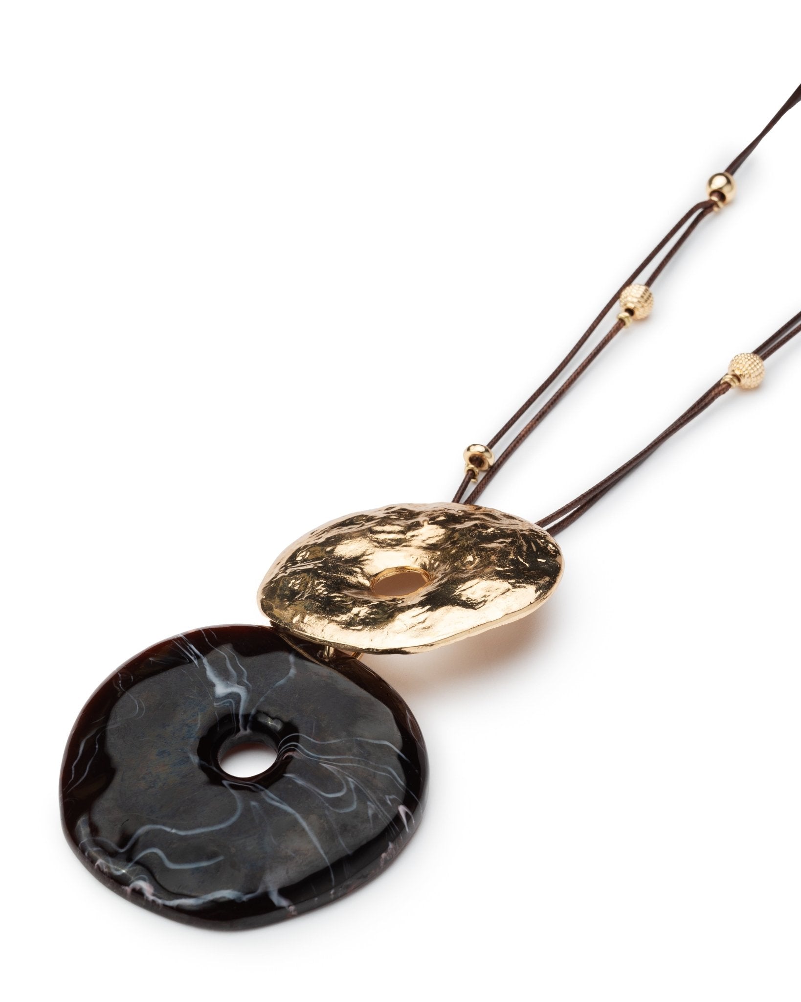 Collana lunga con laccio nero, pendente donut in resina nero - Mya Accessories