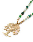 Collana lunga con microcristalli verdi, con pendente ad albero della vita - Mya Accessories